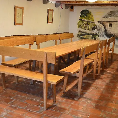 Turisticna Kmetija Pri Malnarjevih Bauernhof *